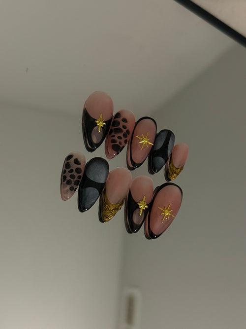 Aura collection